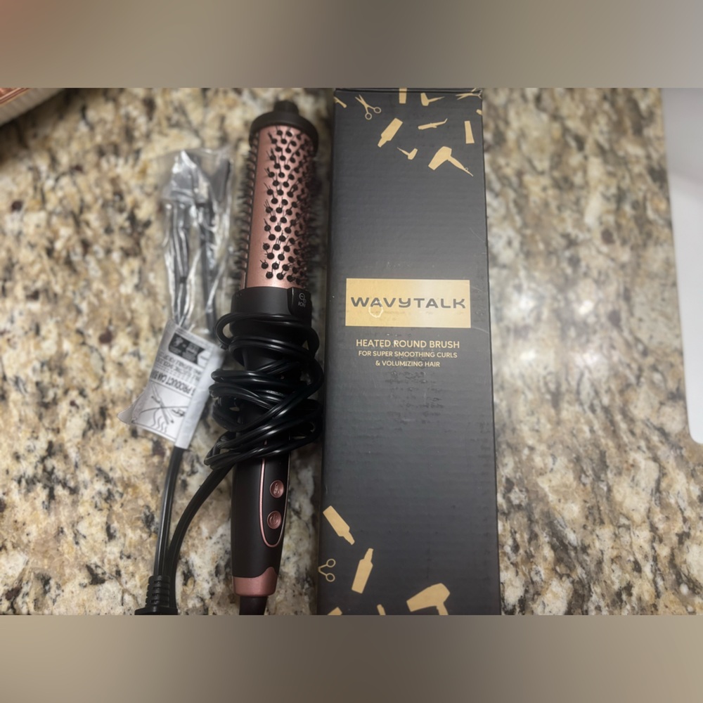 WavyTalk Heated Round Brush - Rose Gold/Black
